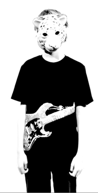 th_handinhand